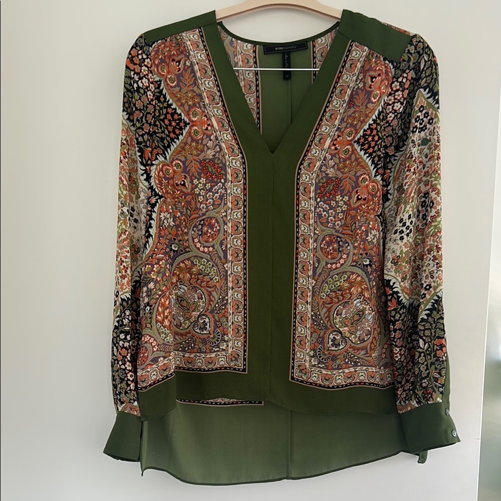 BCBGMaxAzria Green Paisley Women's Top